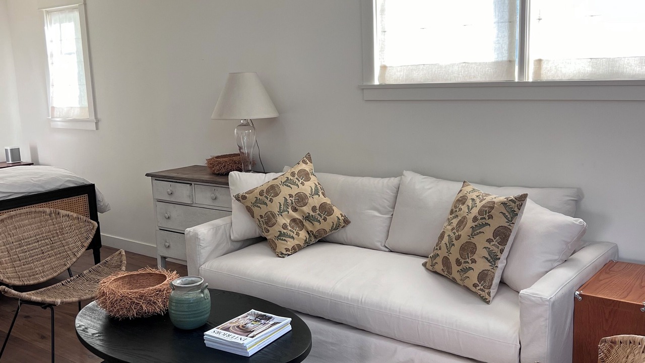 Photo of Livingroom in Hollywood Hills