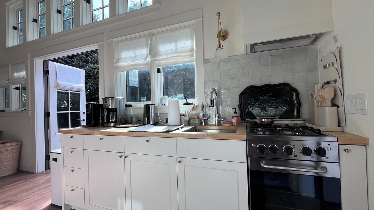 Photo of Kitchen in Hollywood Hills