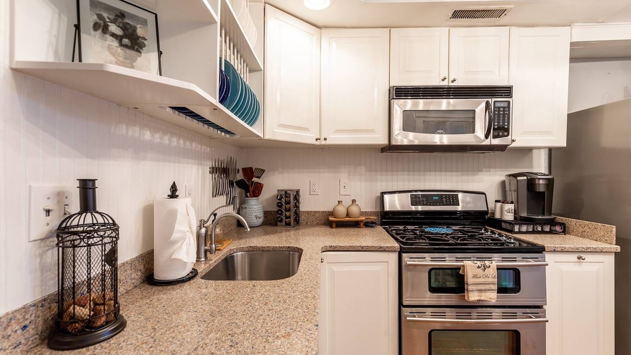 Photo of Kitchen in Historic District