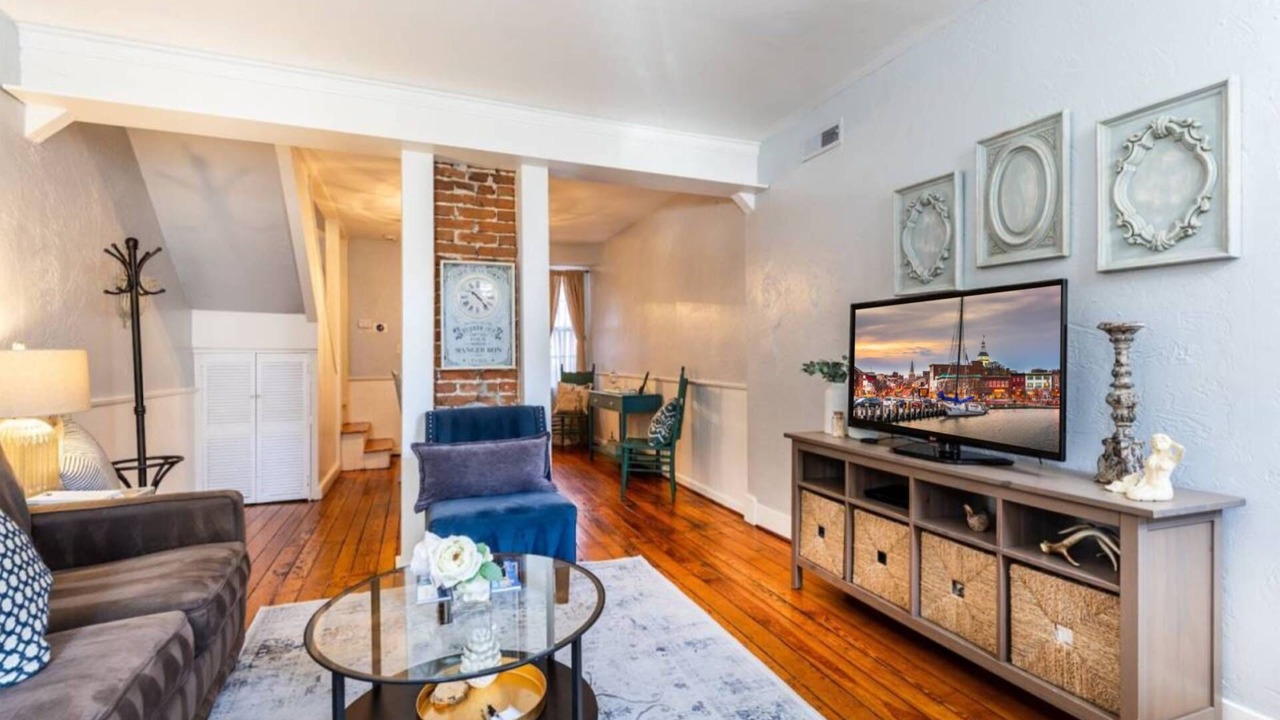 Photo of Bedroom in Historic District