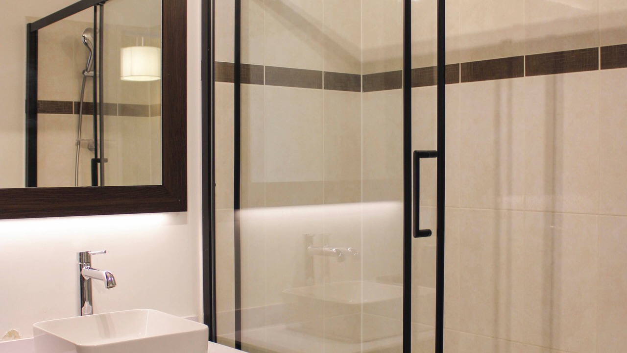 Photo of Bathroom in Saint-Denis