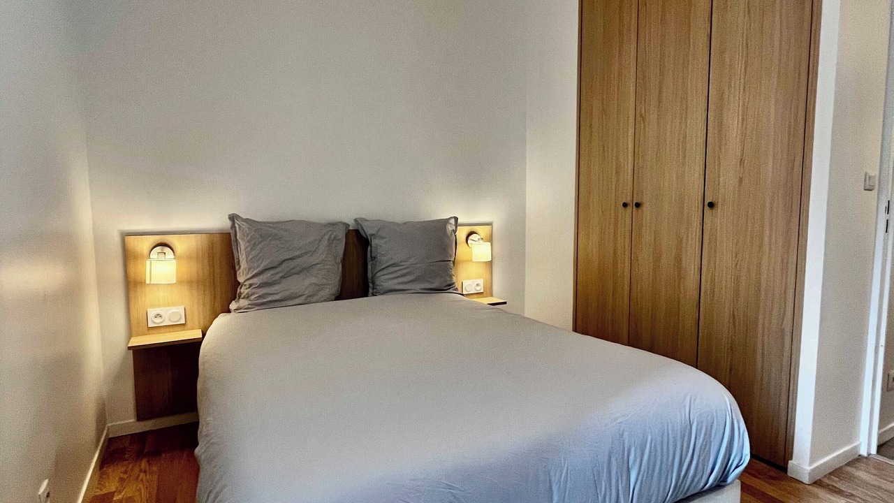 Photo of Bedroom in Saint-Denis