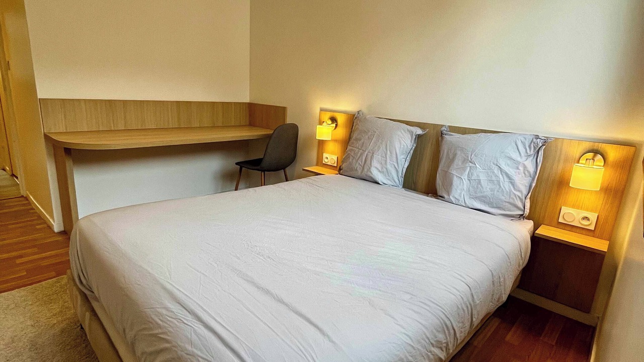 Photo of Bedroom in Saint-Denis