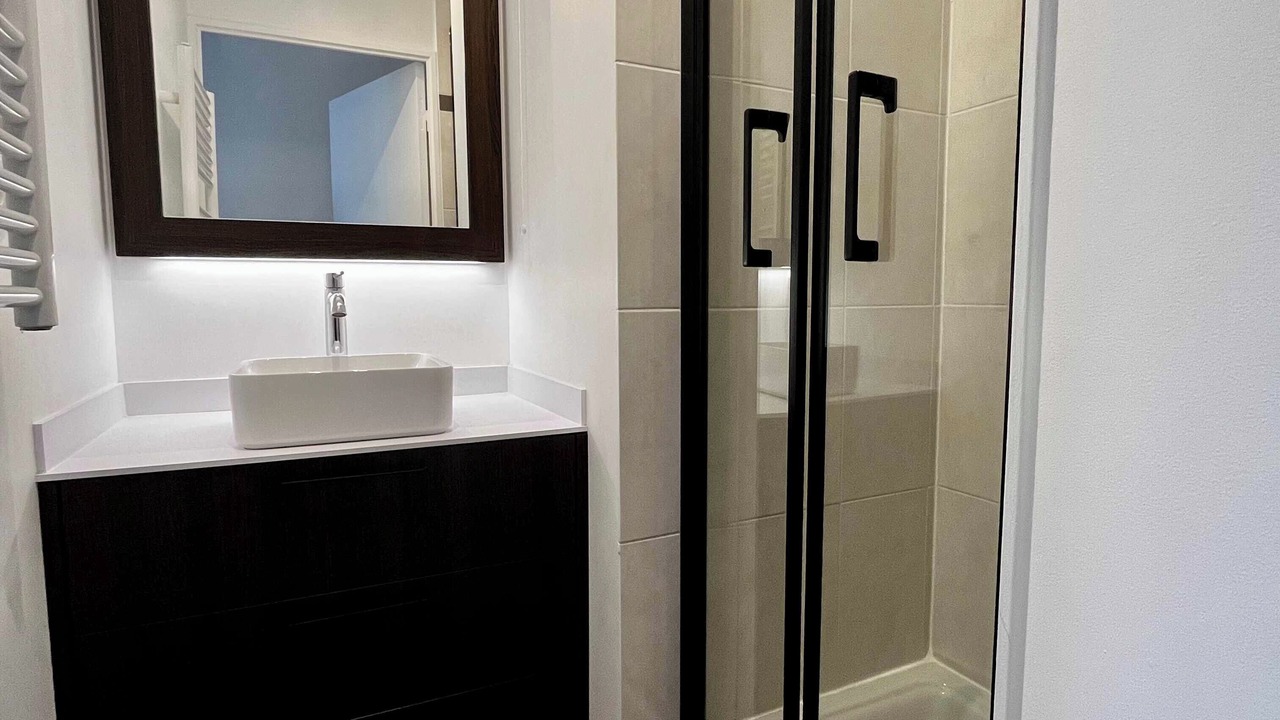Photo of Bathroom in Saint-Denis