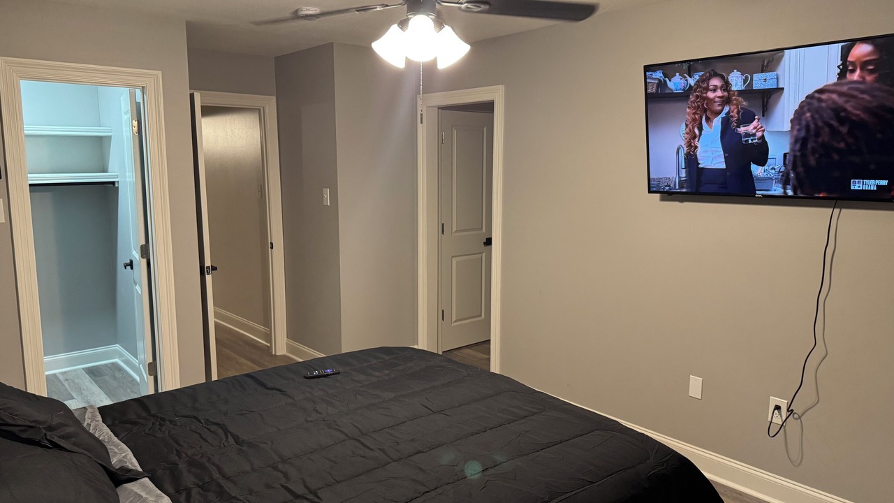 Photo of Bedroom in Plattenville