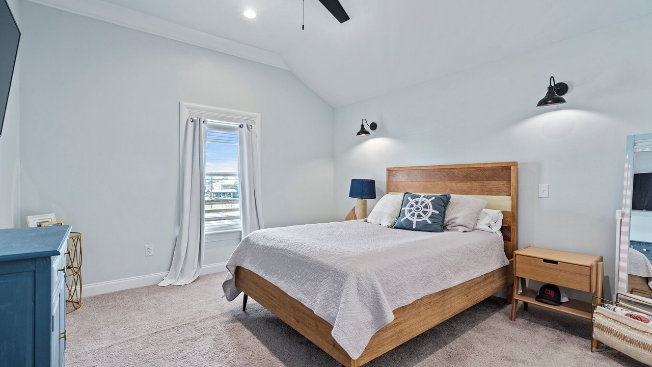 Photo of Bedroom in Shoreline Park