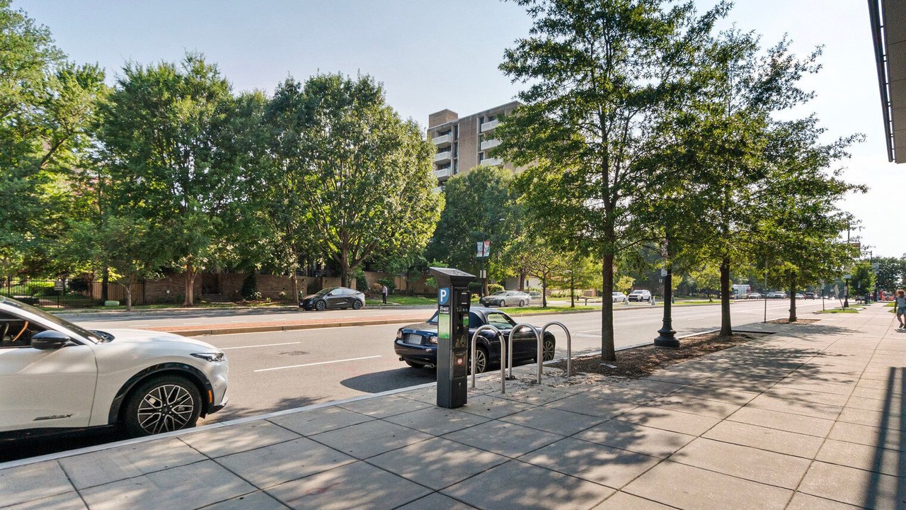 Photo of Outdoor in Capitol Hill
