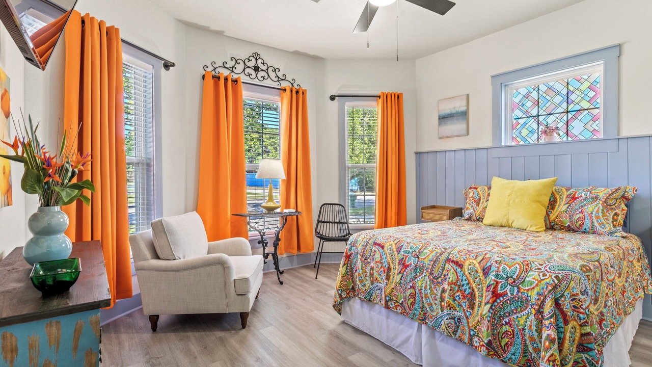 Photo of Bedroom in Gulfport