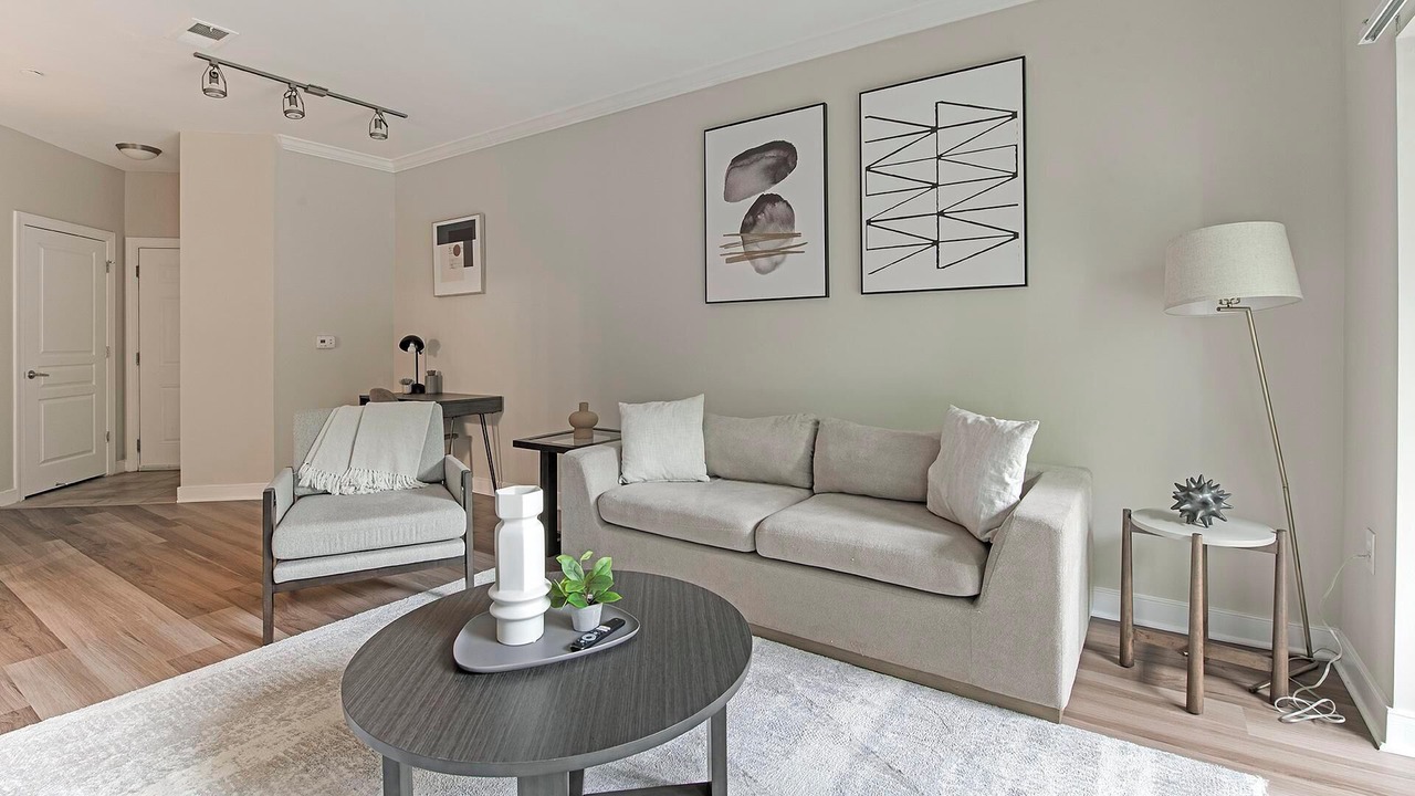Photo of Livingroom in Chillum