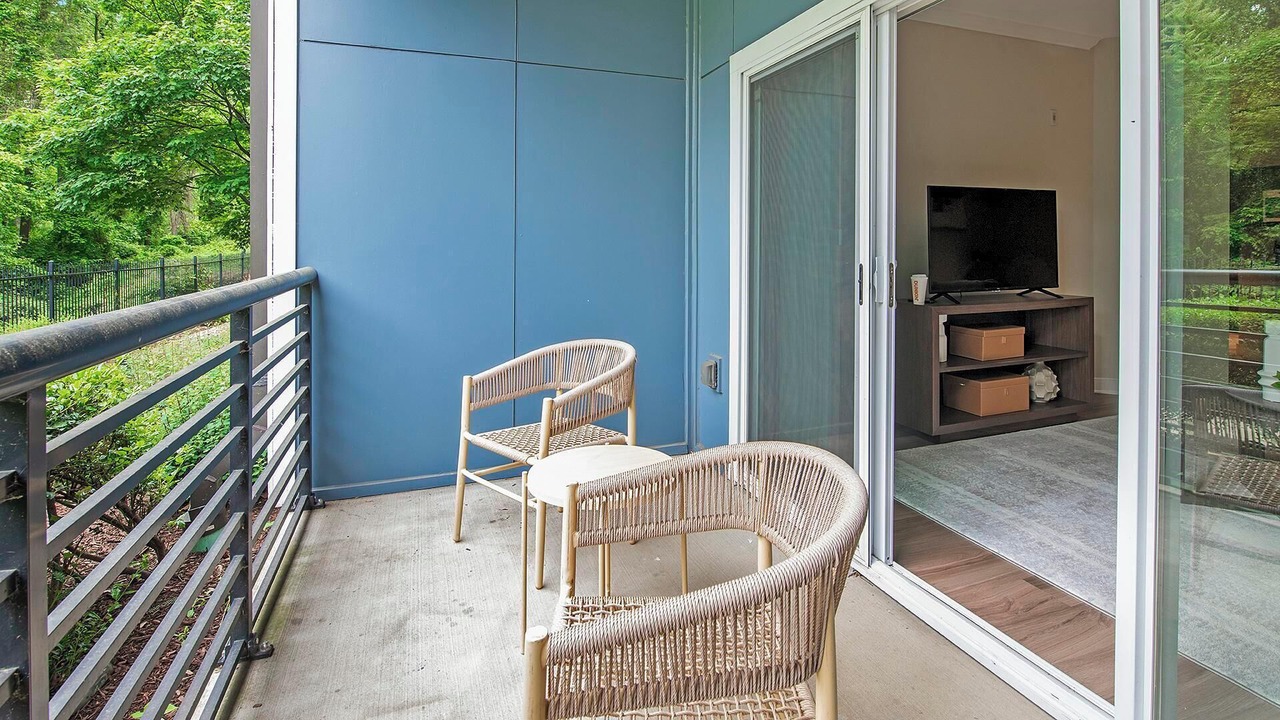 Photo of Patio Balcony in Chillum