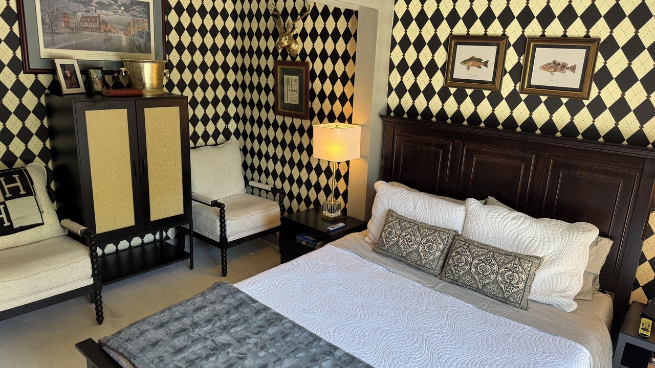 Photo of Bedroom in Historic District