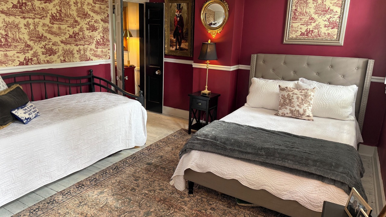 Photo of Bedroom in Historic District
