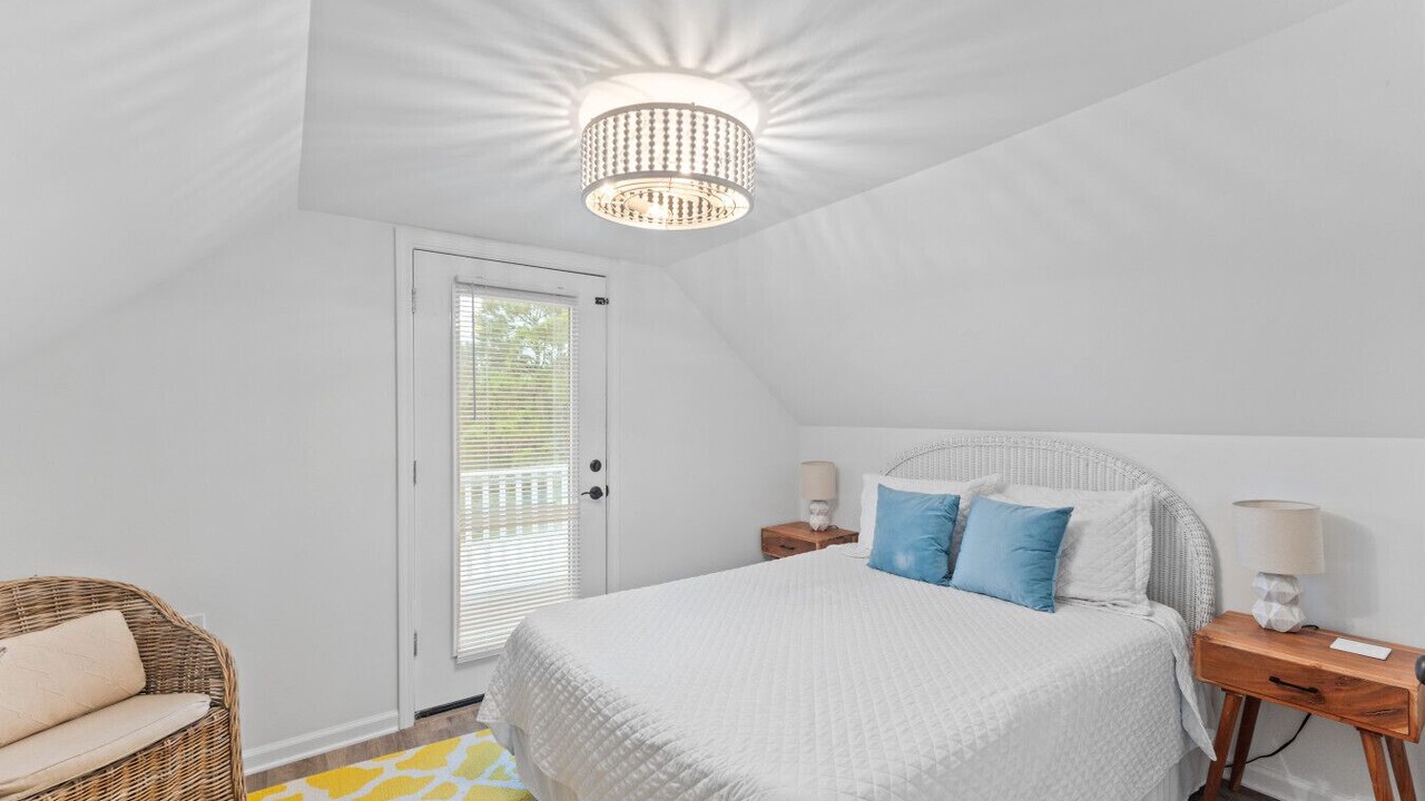 Photo of Patio Balcony in Surf Side Shores