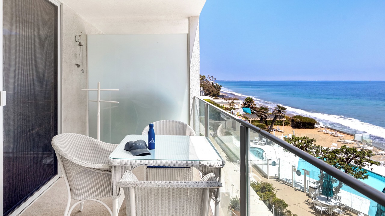 Photo of Patio Balcony in Eastern Malibu