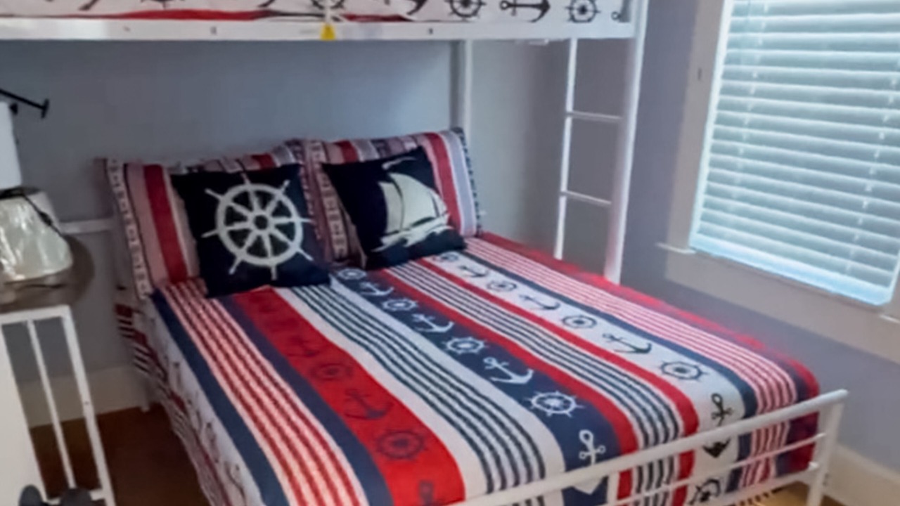Photo of Bedroom in Bliss Corner
