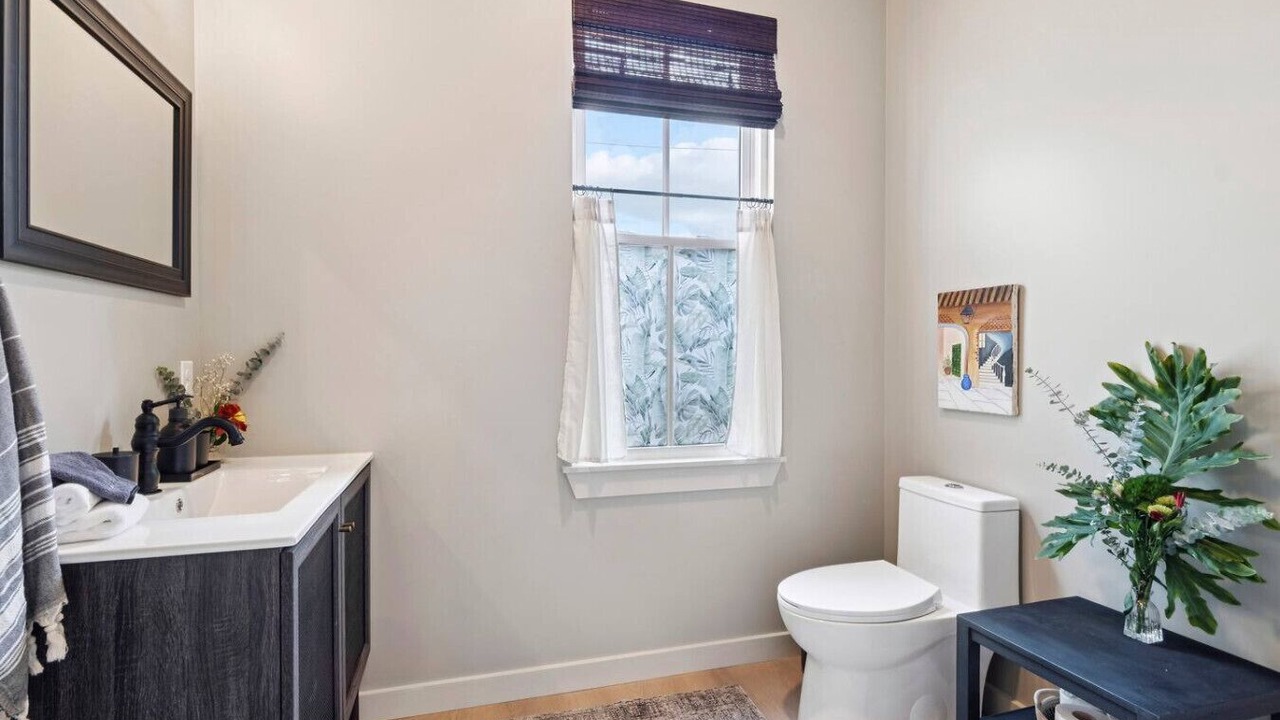 Photo of Bathroom in Seventh Ward