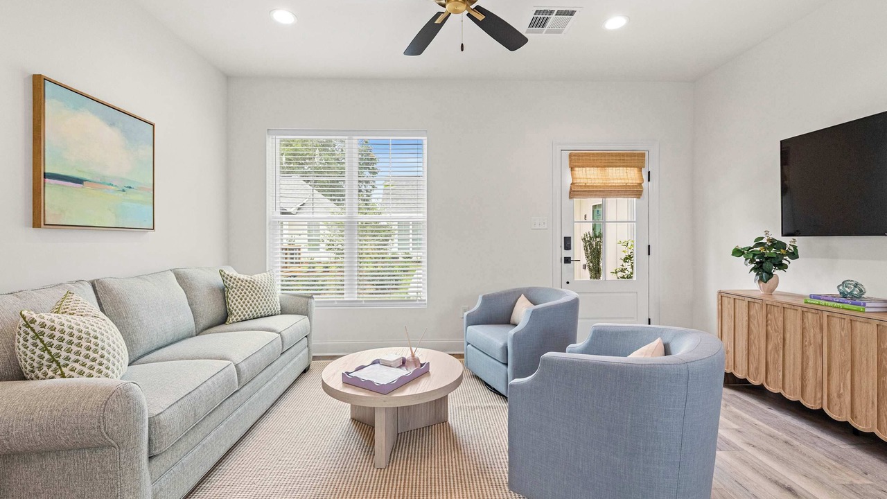 Photo of Livingroom in Youngsville