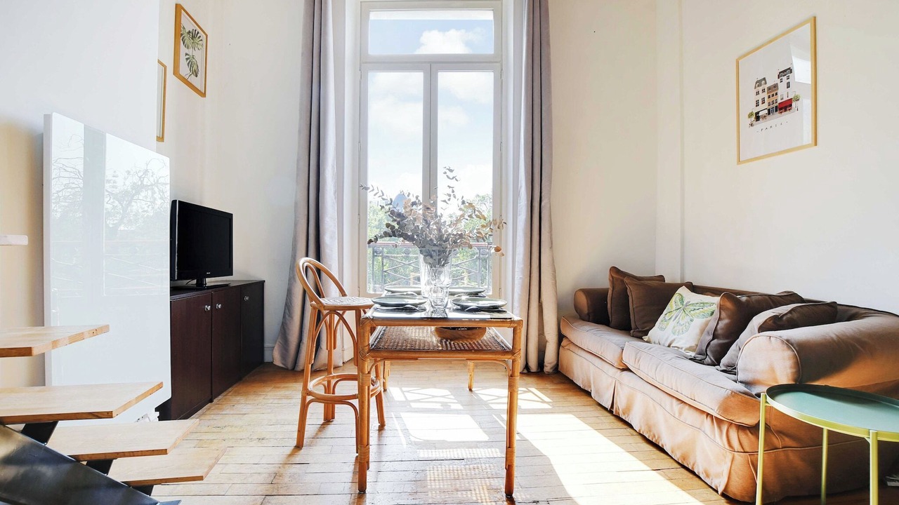 Photo of Livingroom in Arts-et-Metiers