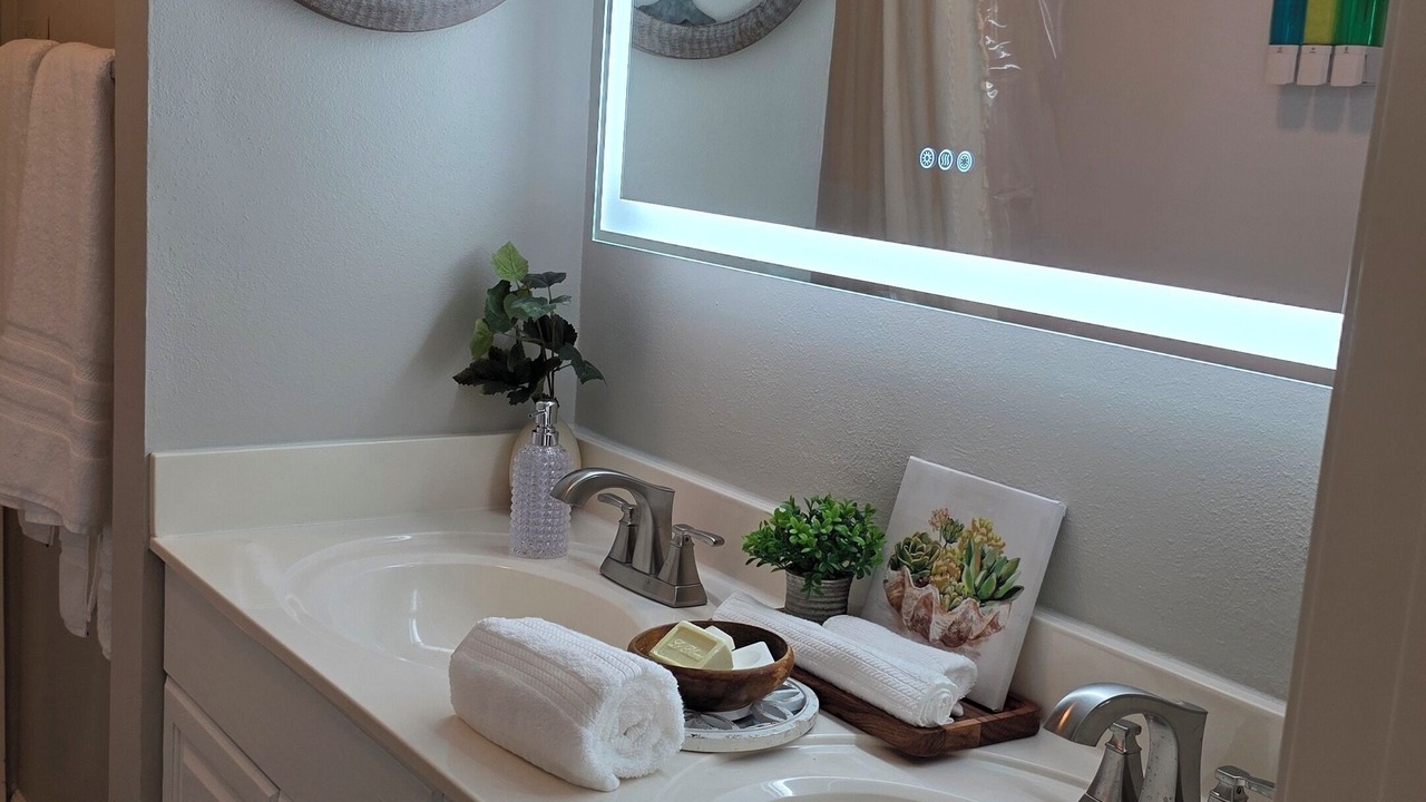 Photo of Bathroom in Gonzales