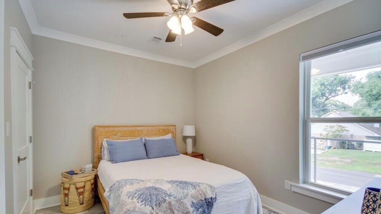 Photo of Bedroom in Diamondhead