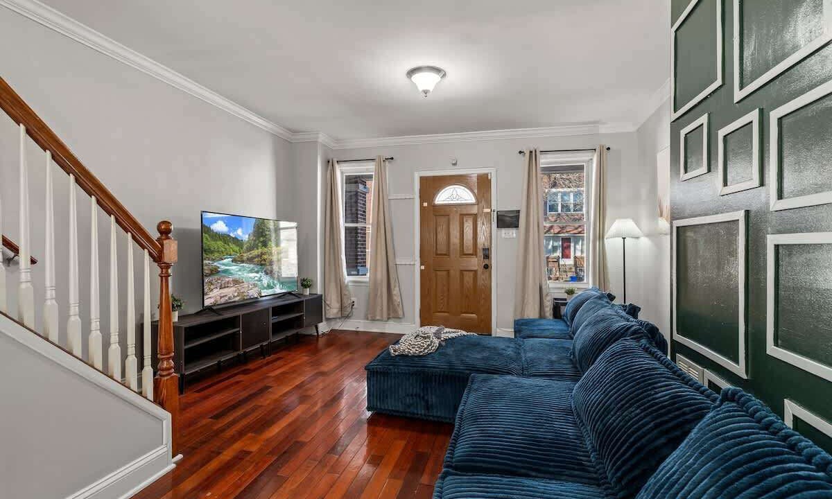 Photo of Livingroom in South Philadelphia