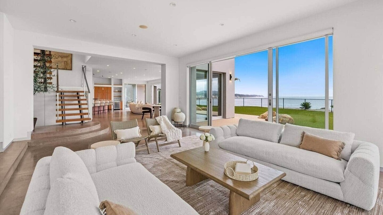 Photo of Livingroom in Santa Barbara