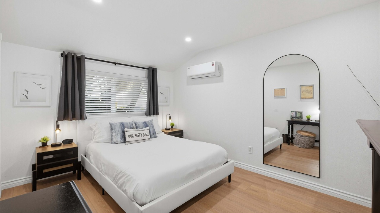 Photo of Bedroom in Simi Valley