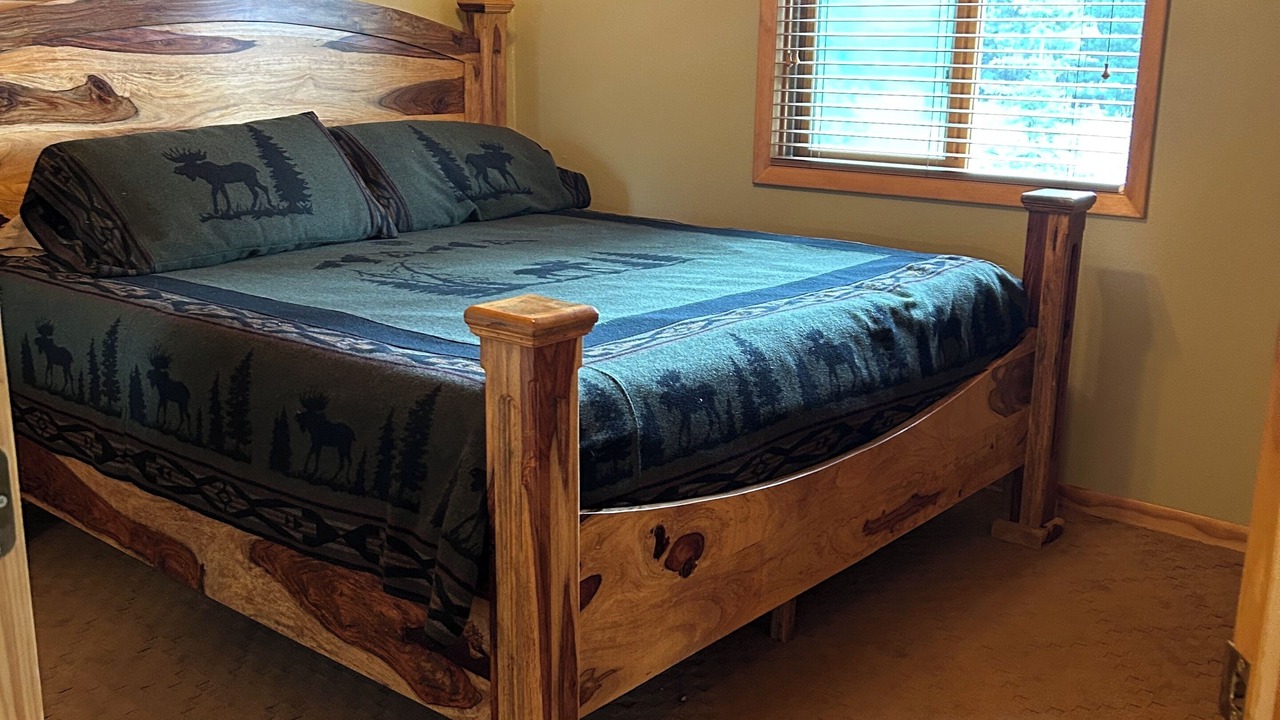 Photo of Bedroom in Lead