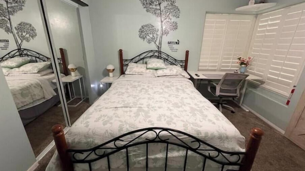 Photo of Bedroom in Greenacres