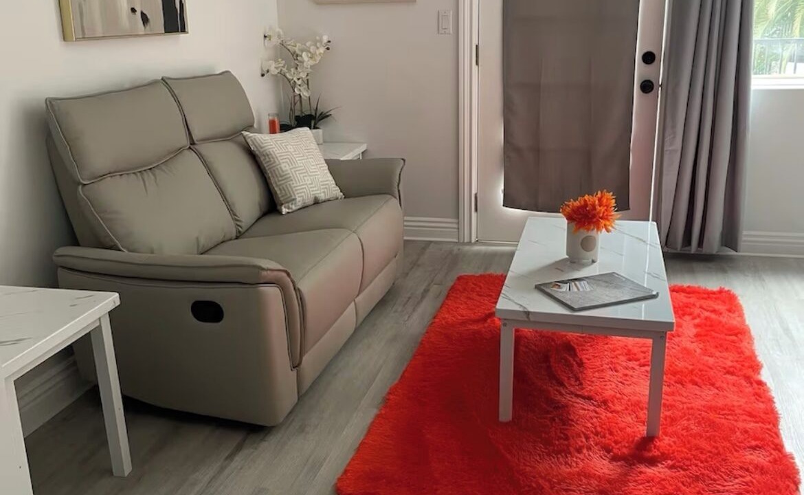 Photo of Livingroom in Pomona