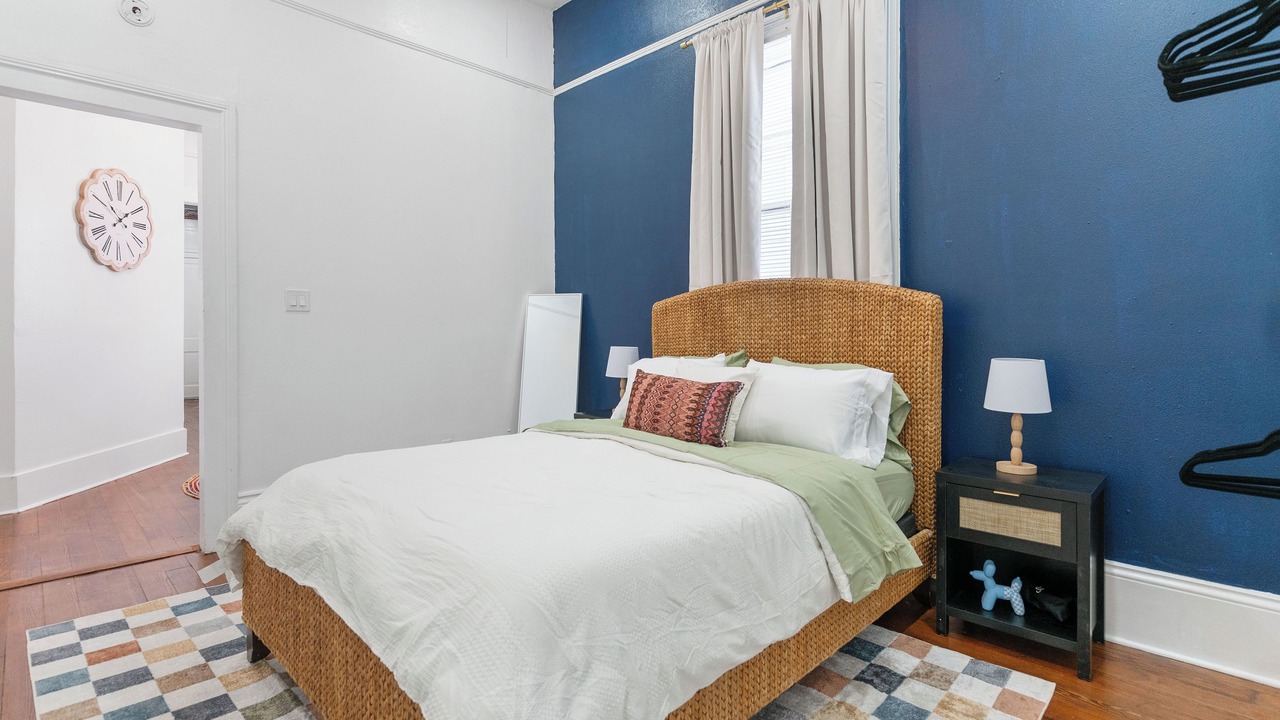 Photo of Bedroom in Mid-City