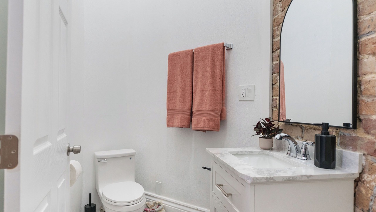 Photo of Bathroom in Mid-City
