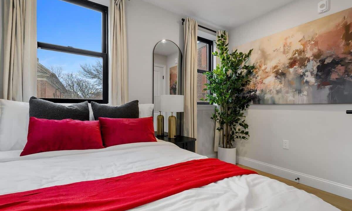 Photo of Bedroom in North End
