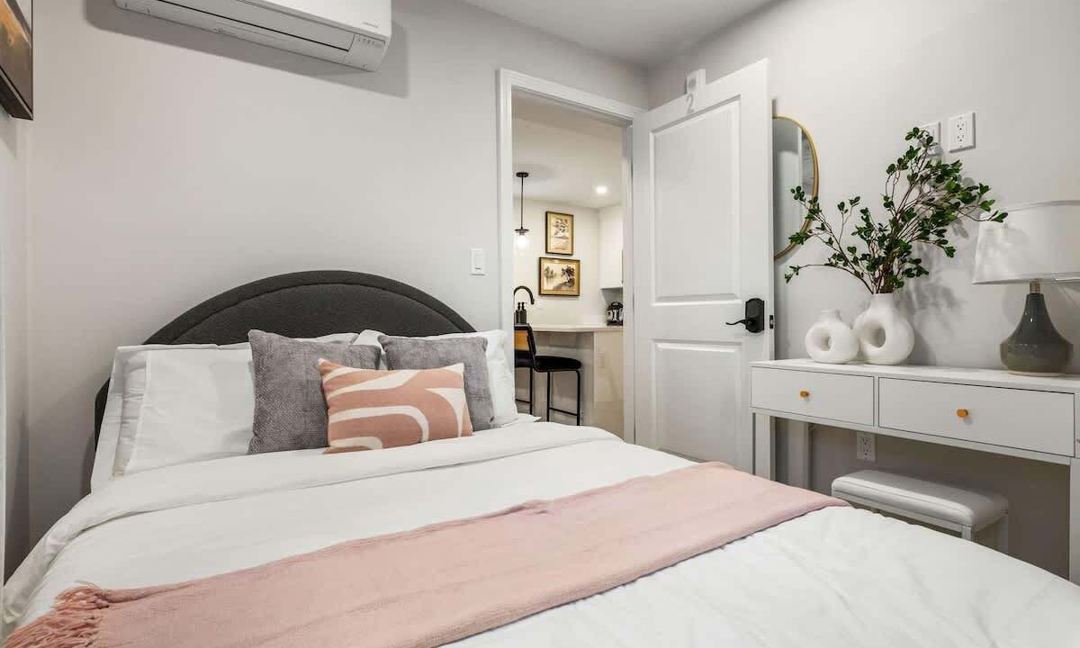 Photo of Bedroom in North End
