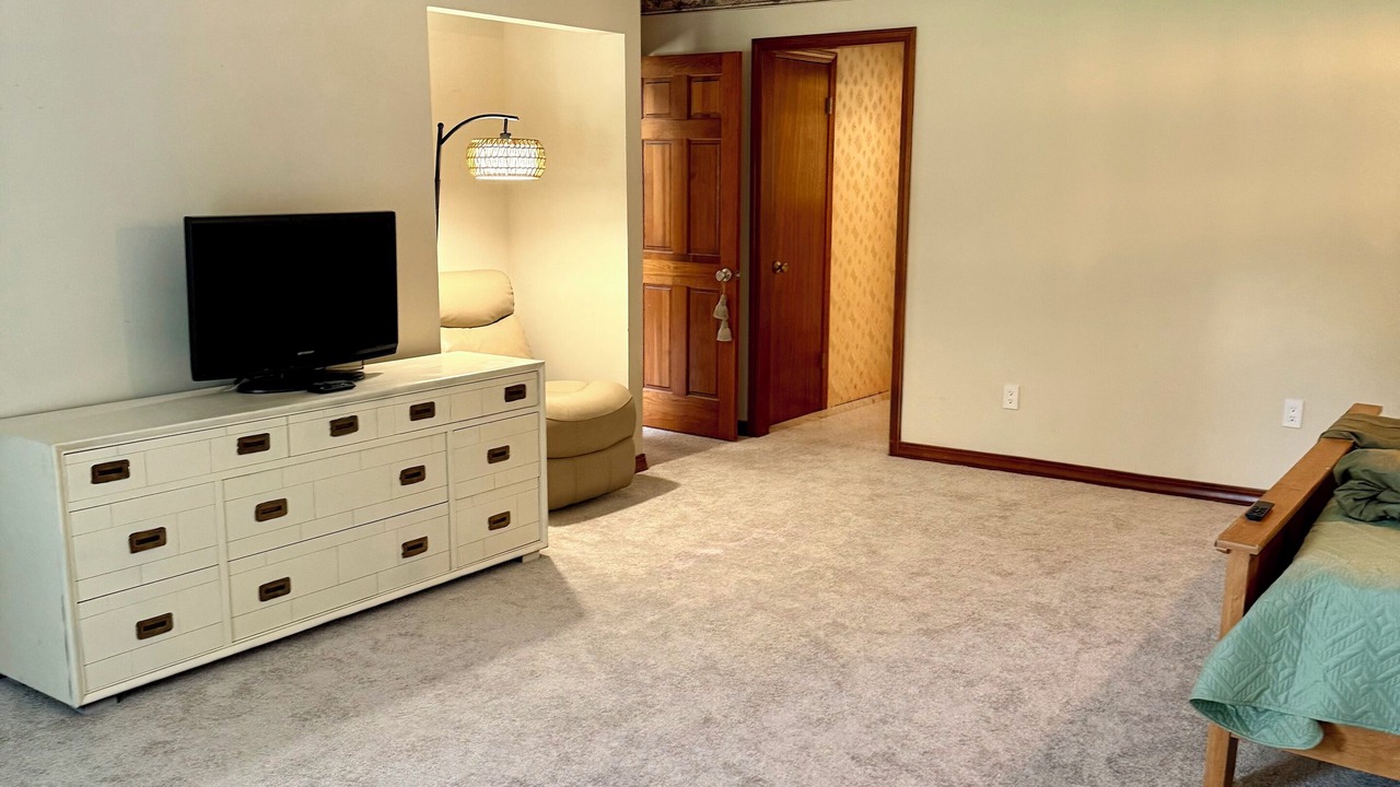 Photo of Bedroom in Diamondhead