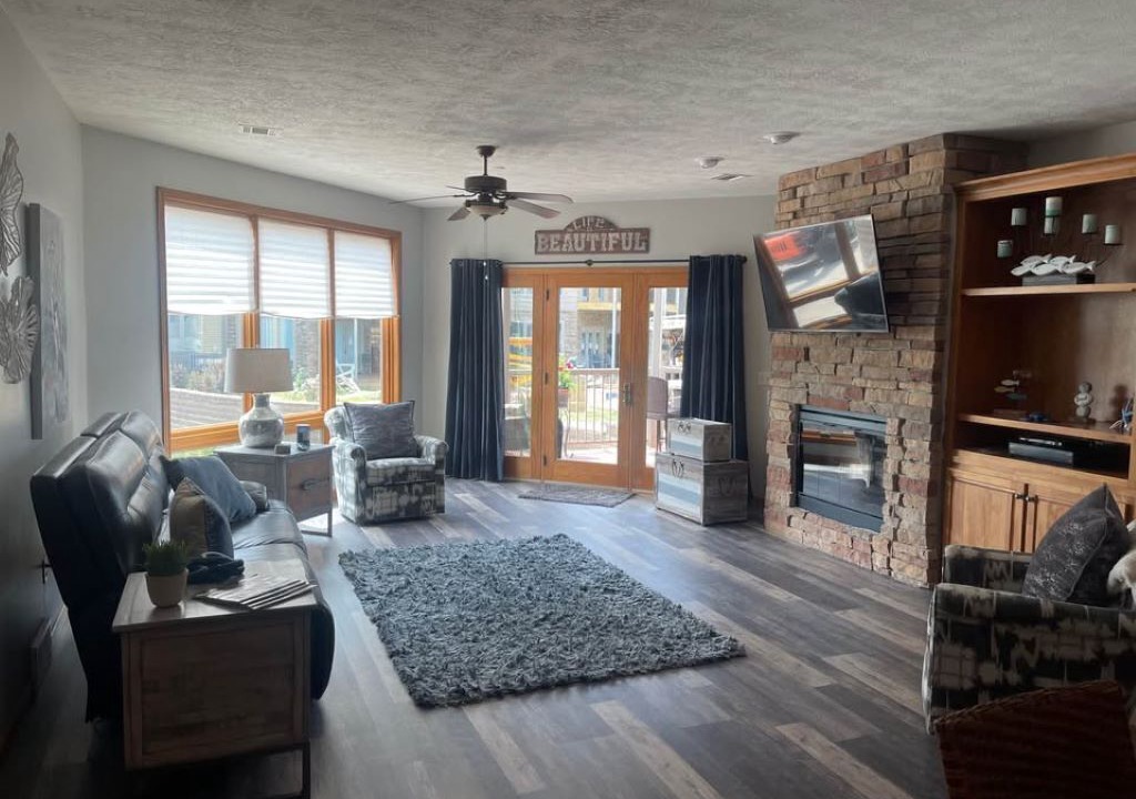 Photo of Livingroom in Arnolds Park