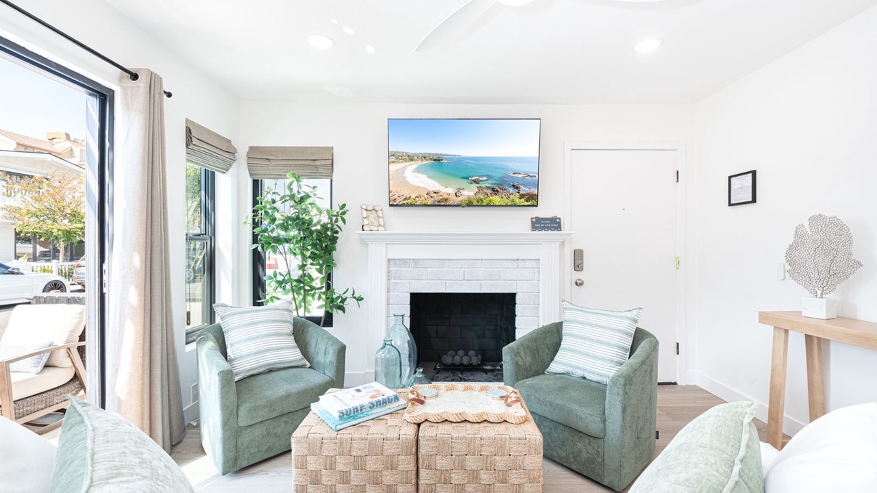 Photo of Livingroom in West Newport