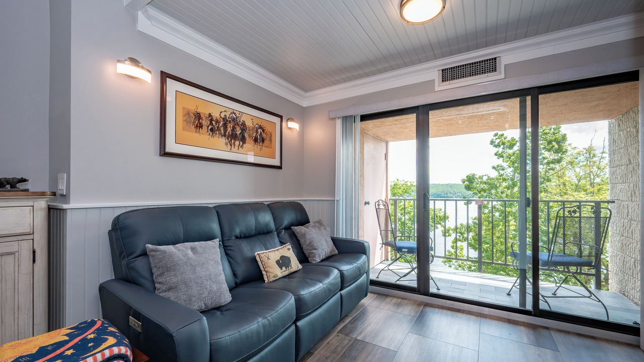 Photo of Livingroom in Thayerville
