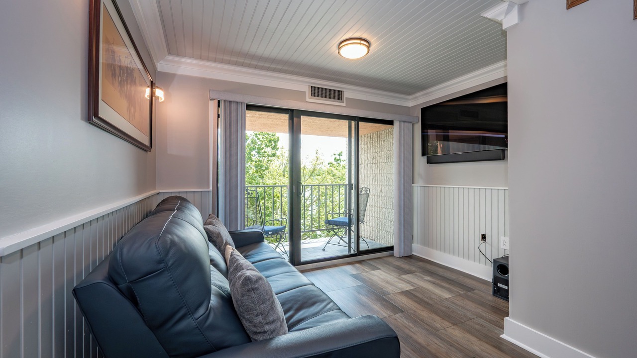 Photo of Livingroom in Thayerville