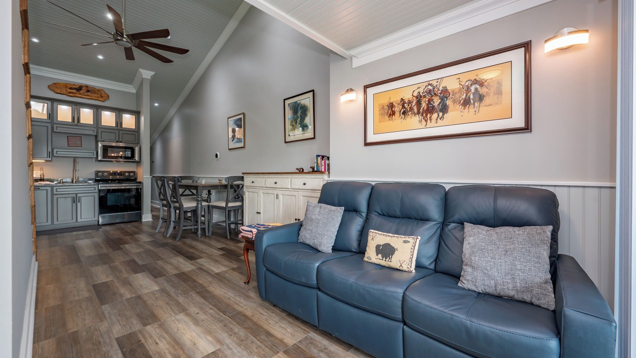Photo of Livingroom in Thayerville