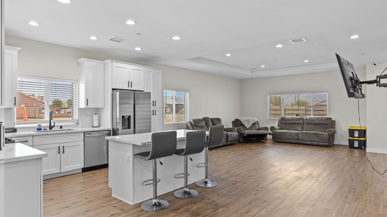Photo of Kitchen in California City