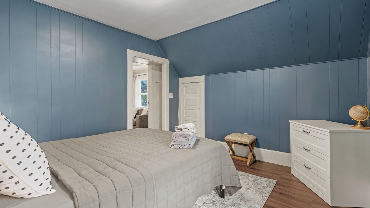 Photo of Bedroom in Salem