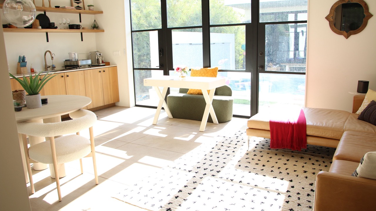 Photo of Livingroom in Pasadena
