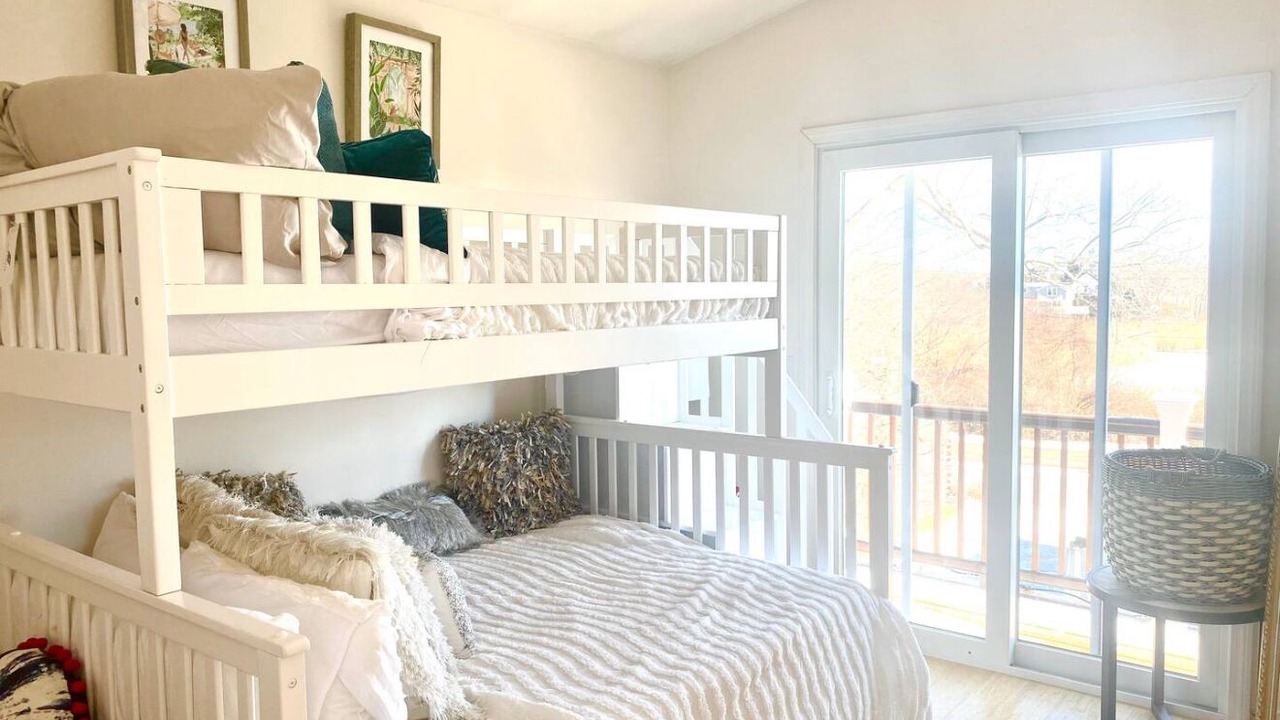Photo of Bedroom in Bonnet Shores