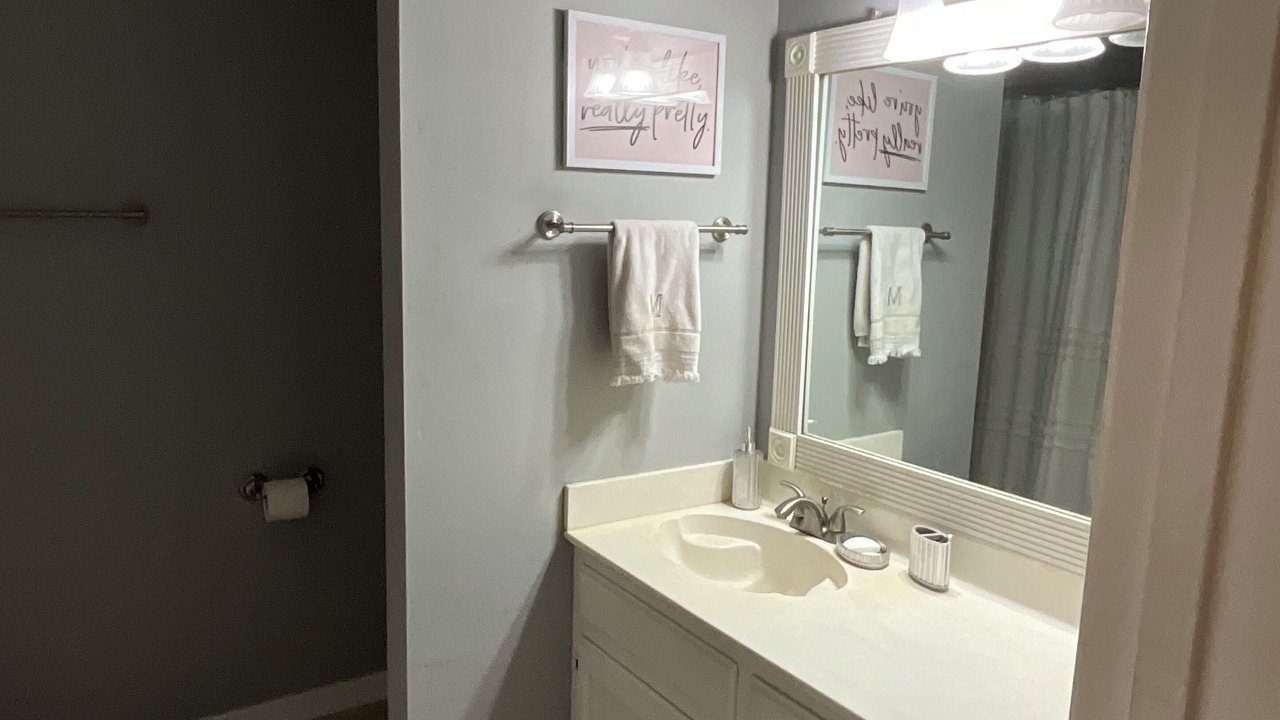 Photo of Bathroom in Highlands - Perkins