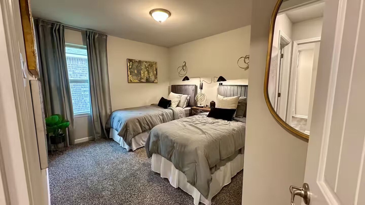 Photo of Bedroom in Broussard