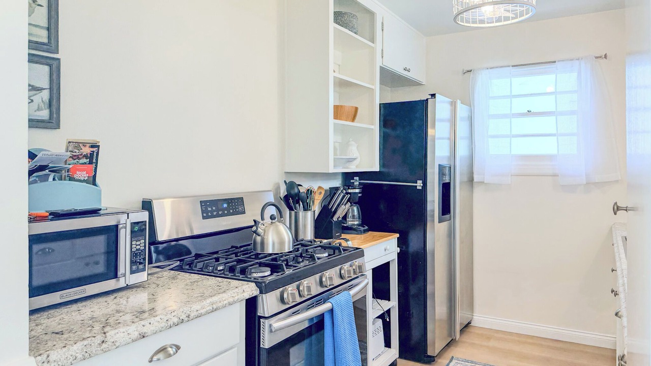 Photo of Kitchen in Pierpont Bay