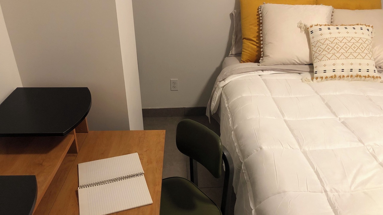 Photo of Bedroom in Truxton Circle