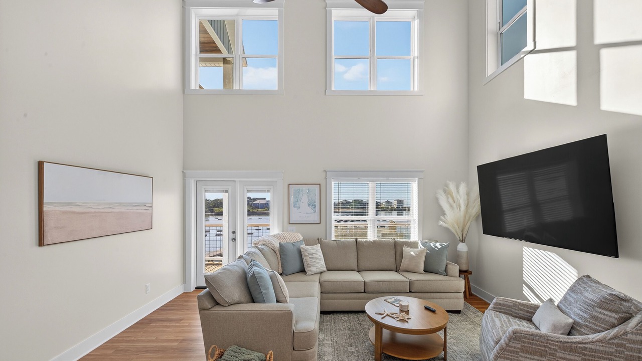 Photo of Livingroom in Fort Morgan Pines