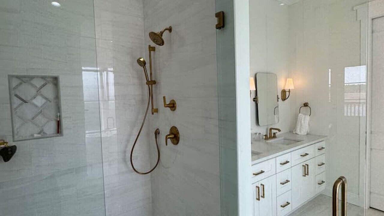 Photo of Bathroom in Shoreline Park